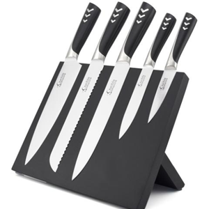 Make Your Cooking Style Perfect with Invaluable Tools in Kitchen