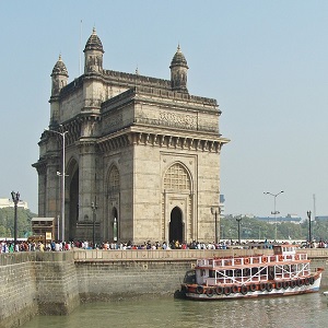 4 Best Destinations Near Mumbai for Couple Tour