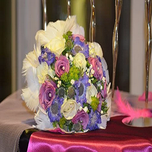 8 Amazing Tips to Use Square Tablecloths on Round Tables