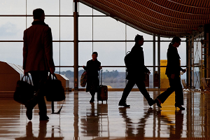 Easily Fulfill the Needs of Your Trip by Hiring Cab from Luton Airport