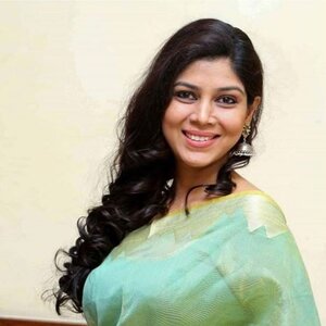 Sakshi Tanwar Wiki, Biography, Age, Husband, Movies, TV Shows, Images And More